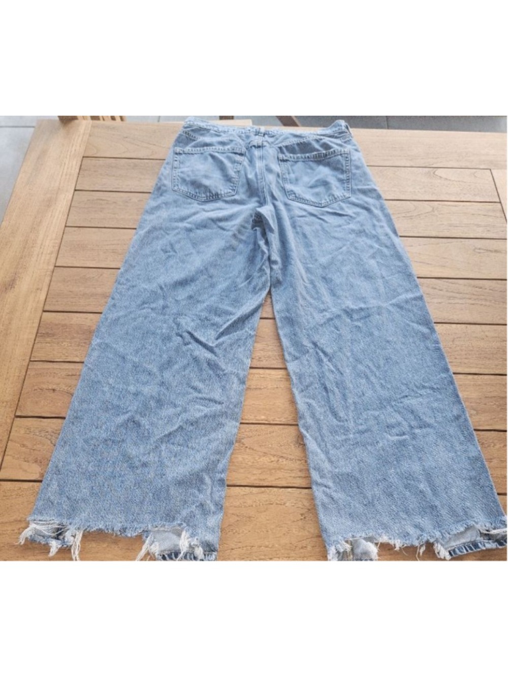American Eagle Super High-Waisted Baggy Wide-Leg Jean Size 12 - Picture 3 of 6